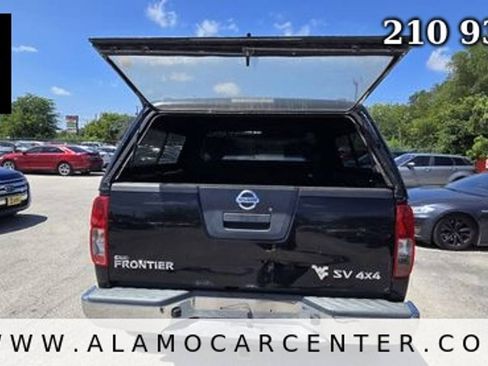 Used 2012 Nissan Frontier SV AWD/4WD image 26