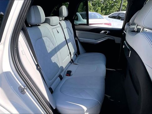 Used 2024 BMW X5 sDrive40i w/ M Sport Package image 20