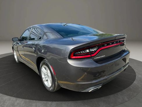 Used 2022 Dodge Charger SXT RWD image 7