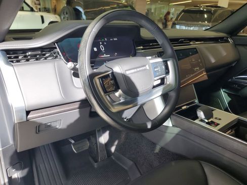 Used 2024 Land Rover Range Rover Autobiography AWD/4WD image 15