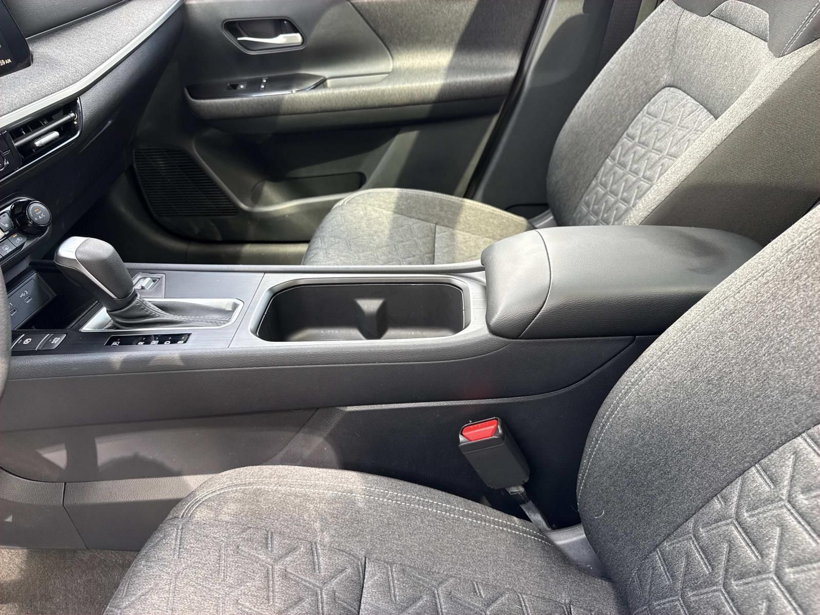 Certified 2026 Nissan Kicks SV w/ SV Premium Package AWD/4WD image 21