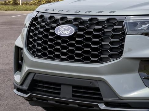New 2027 Ford Explorer ST-Line RWD image 17