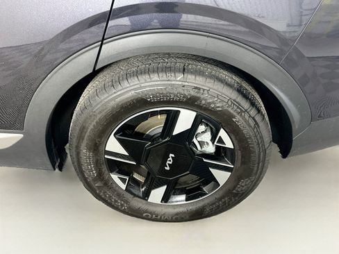 Used 2026 Kia Sportage LX FWD image 11