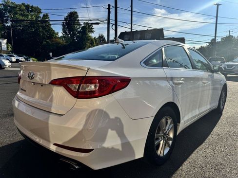Used 2017 Hyundai Sonata SE FWD image 5