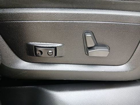 Used 2021 RAM 2500 Laramie AWD/4WD image 36