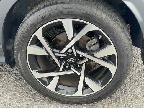 Used 2023 Hyundai Kona Limited image 28