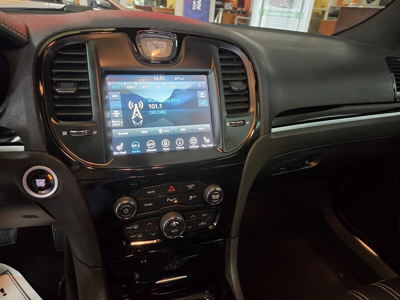 Used 2023 Chrysler 300 S RWD image 33