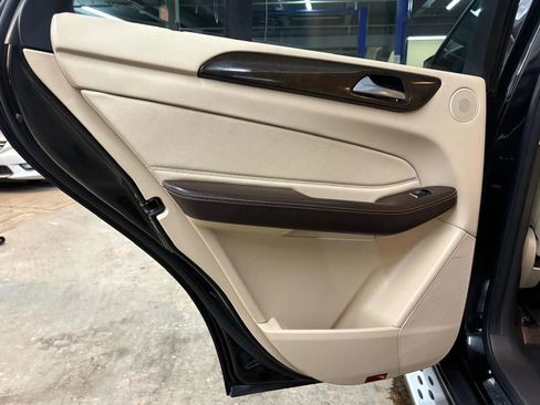 Used 2017 Mercedes-Benz GLE 350 4MATIC image 28