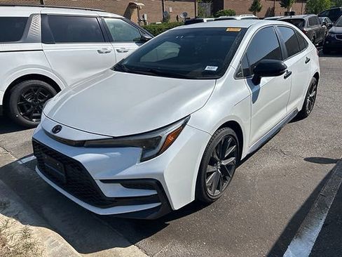 Used 2023 Toyota Corolla SE FWD image 7