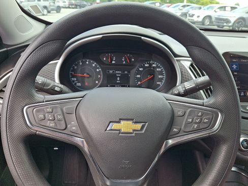 Used 2024 Chevrolet Malibu LT FWD image 21