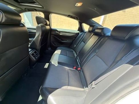 Used 2022 Honda Accord Sport image 24