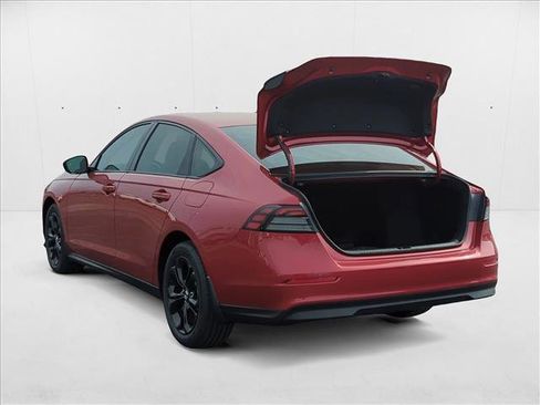 New 2025 Honda Accord SE image 8