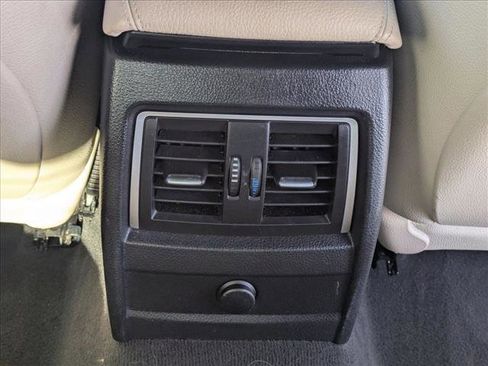 Used 2018 BMW 330i Sedan image 18