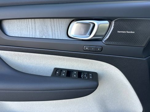 New 2026 Volvo XC40 B4 Plus w/ Climate Package FWD image 11