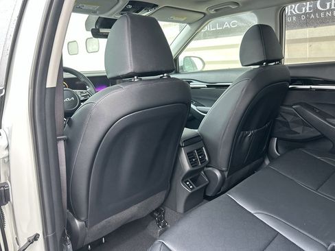New 2026 Kia Seltos SX w/ SX Sunroof Package image 13