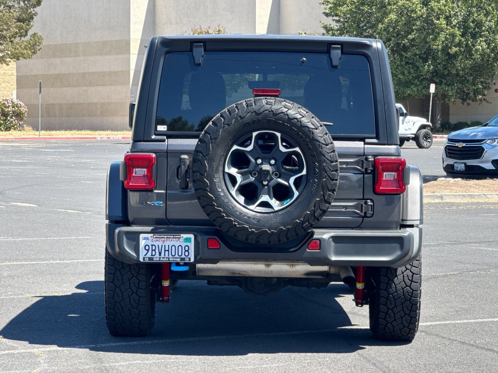 Used 2022 Jeep Wrangler Unlimited Rubicon 4xe w/ Cold Weather Group AWD/4WD image 5