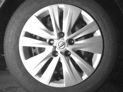 Used 2025 Nissan Sentra S FWD image 15
