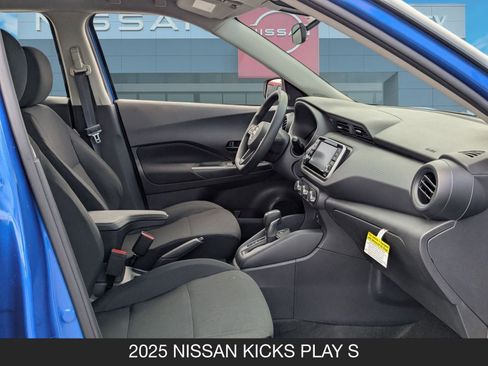 New 2025 Nissan Kicks Play S image 22