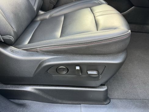 Used 2024 Chevrolet Tahoe RST w/ Luxury Package AWD/4WD image 25