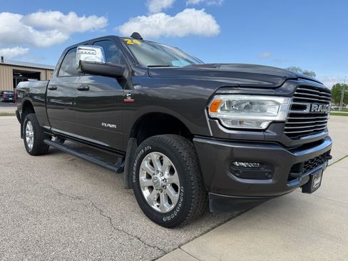 Used 2024 RAM 2500 Laramie w/ Sport Appearance Package AWD/4WD image 3