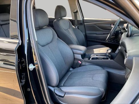 Used 2019 Hyundai Santa Fe SEL FWD image 8