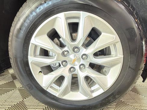 Used 2025 Chevrolet Silverado 1500 Custom RWD image 36