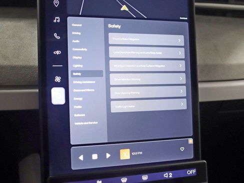 Used 2023 Fisker Ocean Extreme image 21