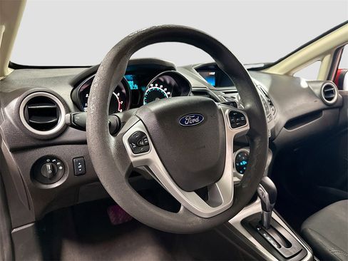 Used 2018 Ford Fiesta SE w/ Cold Weather Package image 7