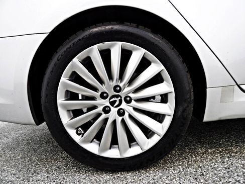 Used 2014 Hyundai Equus Signature image 22