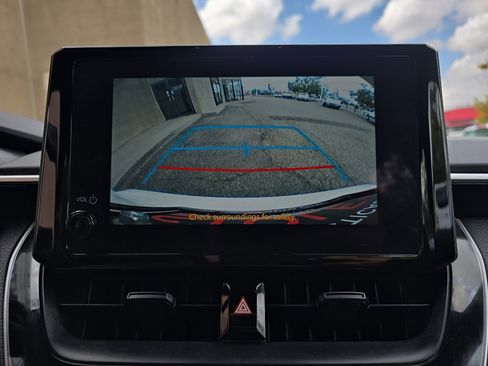 Used 2024 Toyota Corolla SE image 16