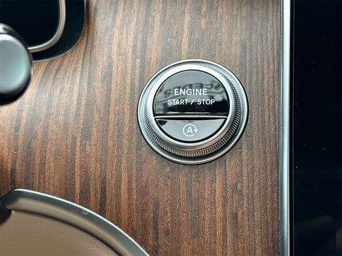 Certified 2025 Mercedes-Benz C 300 Sedan image 24