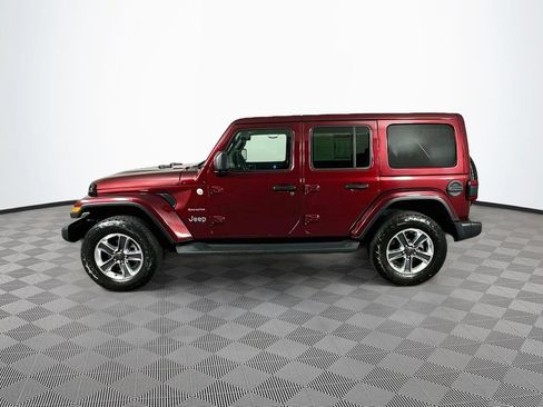 Used 2021 Jeep Wrangler Unlimited Sahara AWD/4WD image 5