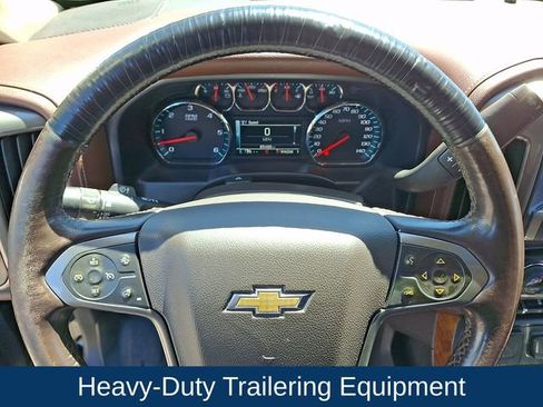 Used 2016 Chevrolet Silverado 2500 High Country w/ High Country Premium Package AWD/4WD image 4