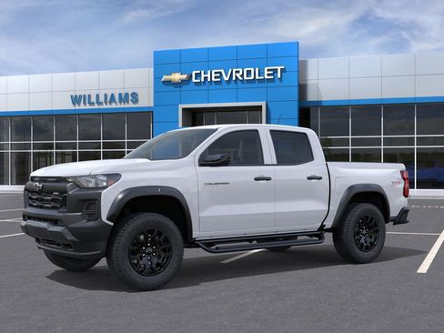 New 2026 Chevrolet Colorado Trail Boss AWD/4WD image 2