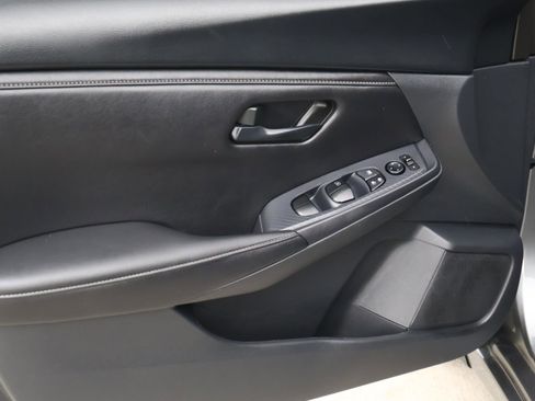 Used 2024 Nissan Sentra S image 15