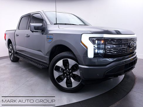Used 2023 Ford F150 Lightning Platinum image 1