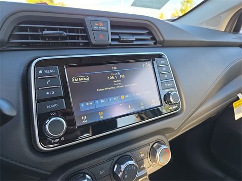 New 2025 Nissan Versa S w/ Trunk Package image 22