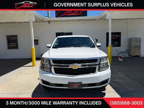 Used 2019 Chevrolet Tahoe 4WD w/ Remote Keyless Entry Package image 2