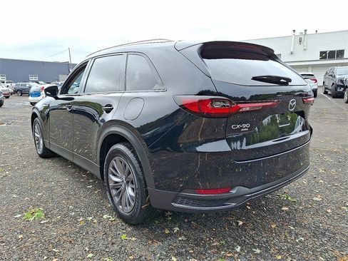 Used 2025 MAZDA CX-90 3.3 Turbo w/ Preferred Package image 4