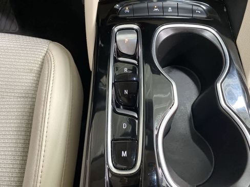 Used 2023 Buick Envision Preferred image 26