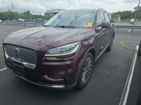 Used 2022 Lincoln Aviator Reserve w/ Elements Package Plus AWD/4WD image 2