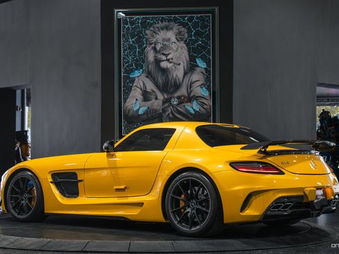 Used 2014 Mercedes-Benz SLS AMG Black Series image 7