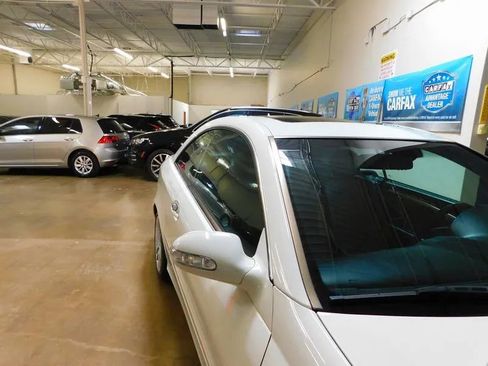 Used 2008 Mercedes-Benz CLK 350 Coupe image 15