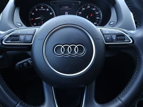 Used 2018 Audi Q3 2.0T Premium w/ Convenience Package FWD image 19