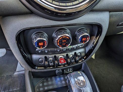 Used 2017 MINI Cooper Clubman S image 25
