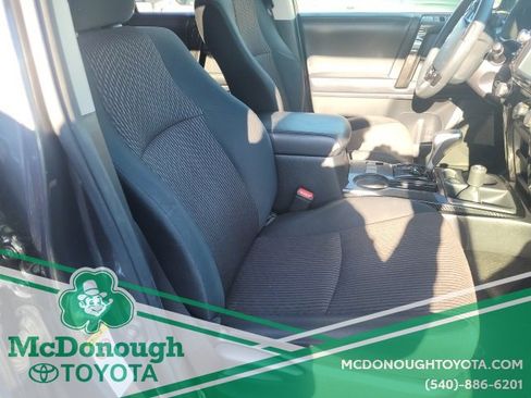 Used 2019 Toyota 4Runner TRD Off-Road image 22