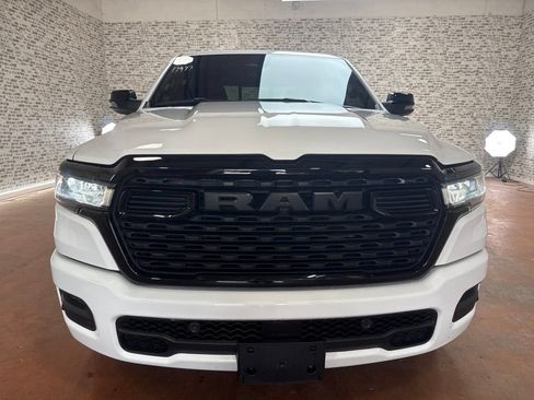 Used 2025 RAM 1500 Big Horn AWD/4WD image 2