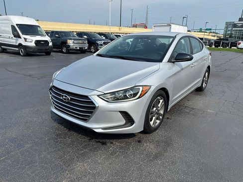 Used 2018 Hyundai Elantra SEL FWD image 4