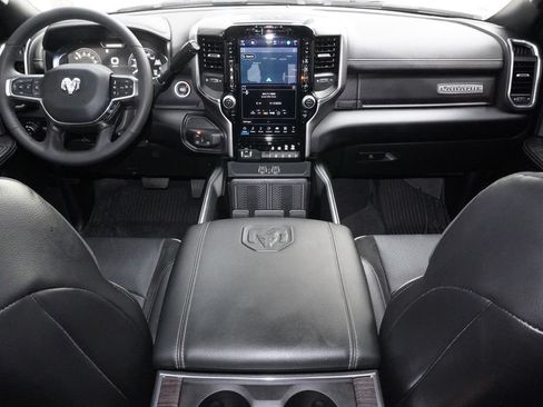 Used 2025 RAM 2500 Laramie AWD/4WD image 28