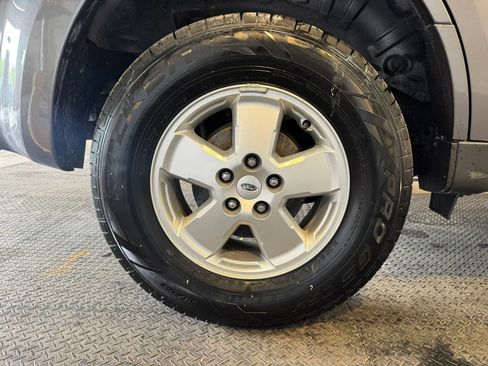 Used 2011 Ford Escape XLT FWD image 30